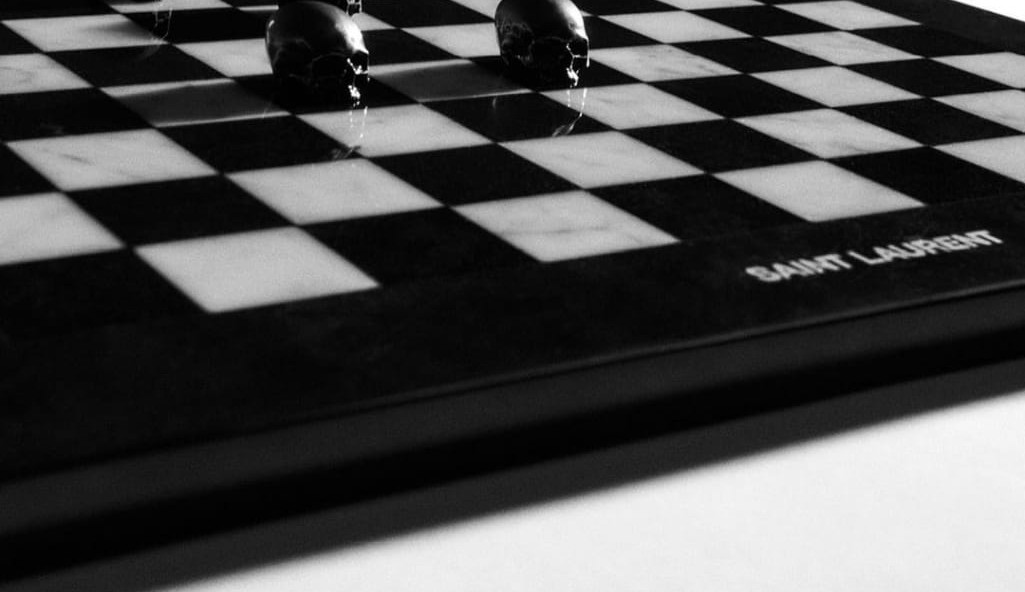 Marcas de luxo lançam coleções de Halloween