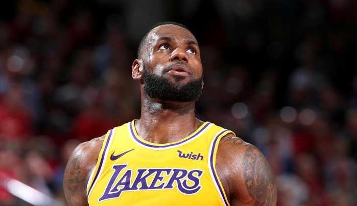 Criador de “/Round 6″/ responde críticas de LeBron James