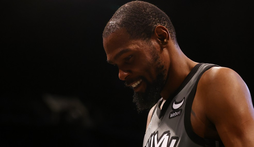 Rodada da NBA contou com “dança” de Lebron, shows de Harden e Carmelo Antony  e expulsão de Durant nas vitórias dos Lakers e dos Nets