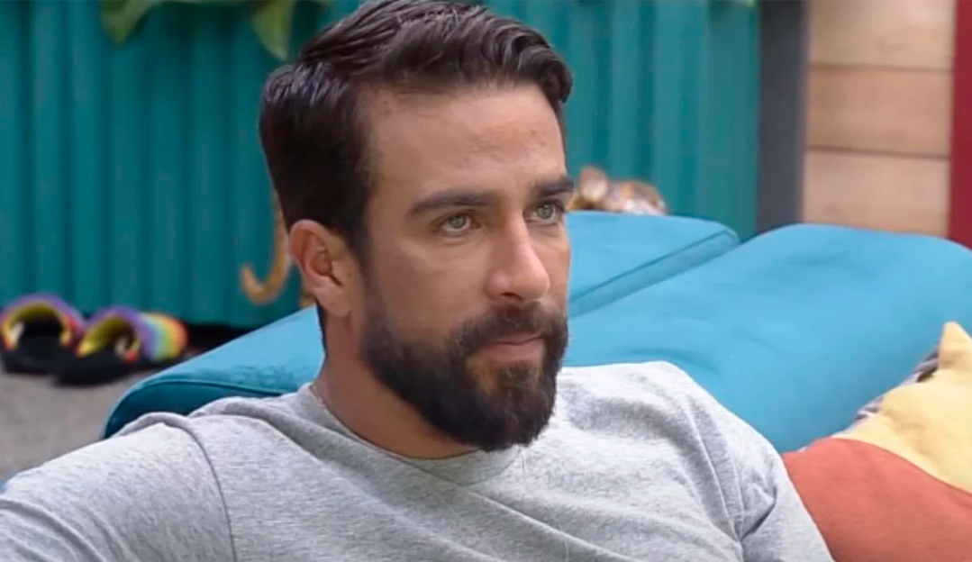 A Fazenda 13: Erasmo diz que atiraria em gays   em parque e revolta internautas