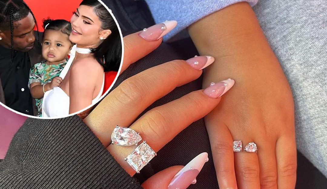 Kylie Jenner e Stormi ganham anéis de diamantes de Travis Scott: “/Combinando”/