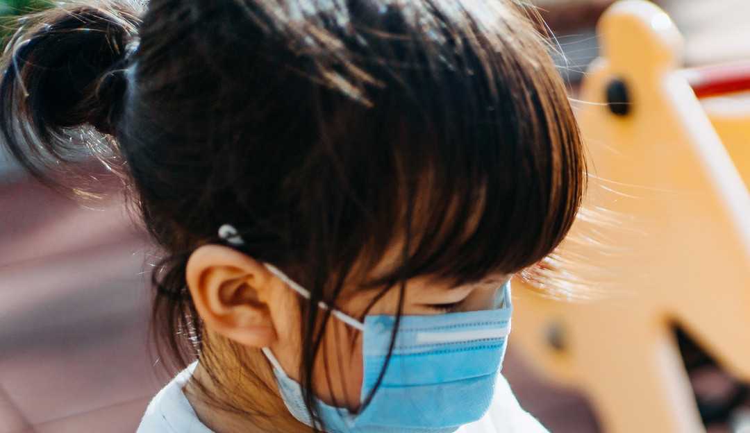 Pediatras defendem vacinação de crianças contra a Covid