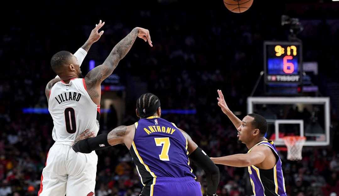 Blazers dominam e vencem os Lakers com vantagem