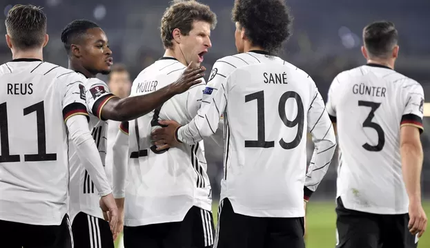 Alemanha massacra Liechtenstein por 9×0