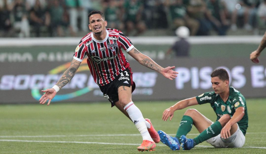 São Paulo vence o Palmeiras na casa do rival e se afasta do Z-4