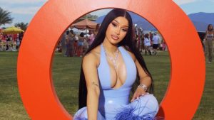 Cardi B explica inclusão de faixas antigas em novo álbum