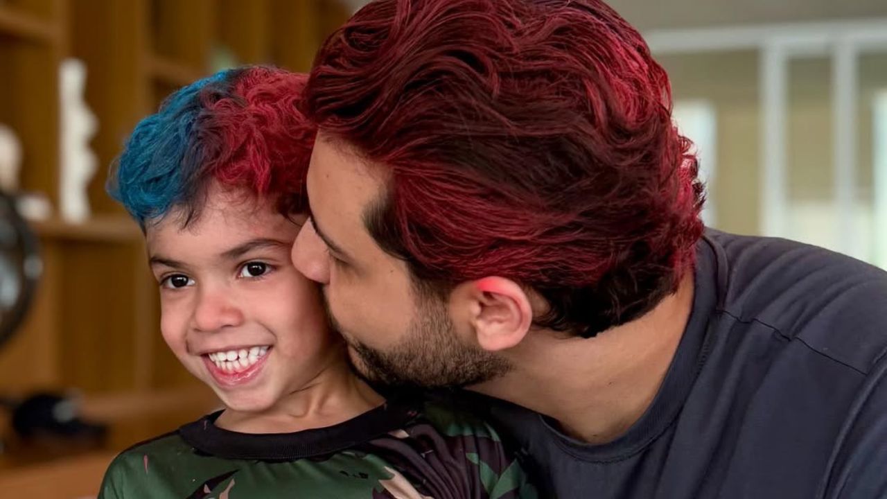 Murilo Huff e Leo com cabelo maluco para escola | Reprodução/Instagram/@murilohuff