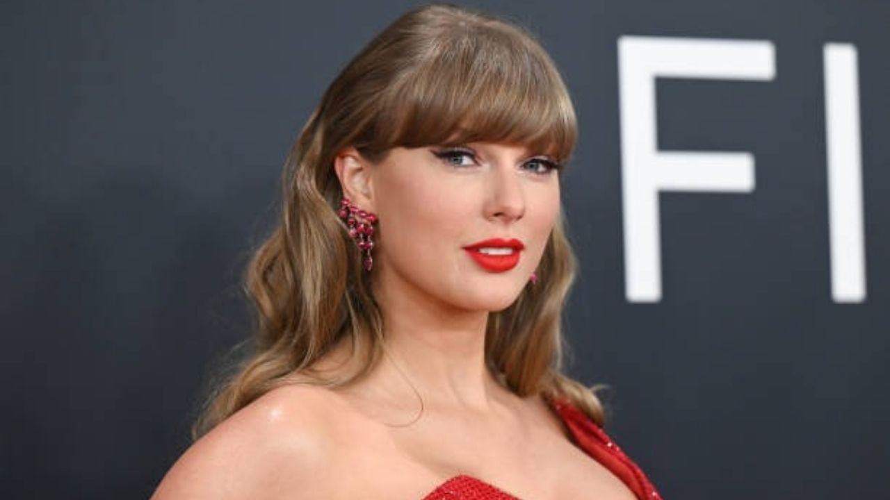 Cantora Taylor Swift | Reprodução/Gilbert Flores/Getty Images Embed