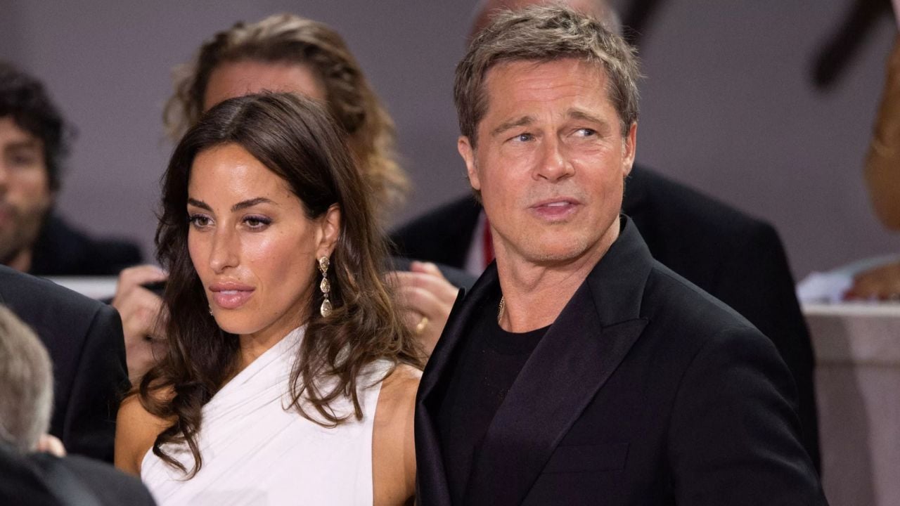  Brad Pitt e Ines de Ramon  | Reprodução/Pinterest/@TheMirror
