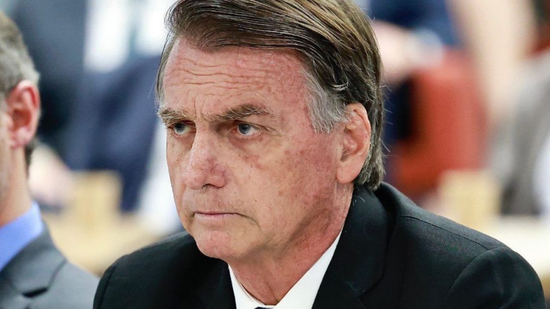 Moraes solicita o agendamento do julgamento de Bolsonaro