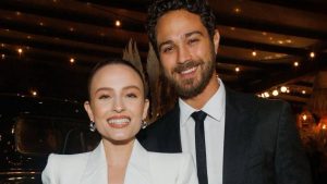 Larissa Manoela explica dinâmica com o marido nas novelas