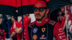 Ferrari confirma atualização pedida por Hamilton e cobra performance