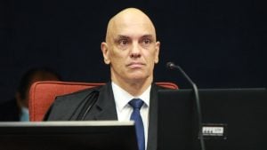 Moraes autoriza defesas de Bolsonaro e de outros réus terem acesso às acareações no STF