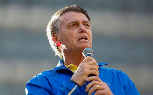 Jair Bolsonaro | Reprodução/Miguel Schincariol/Getty Images Embed