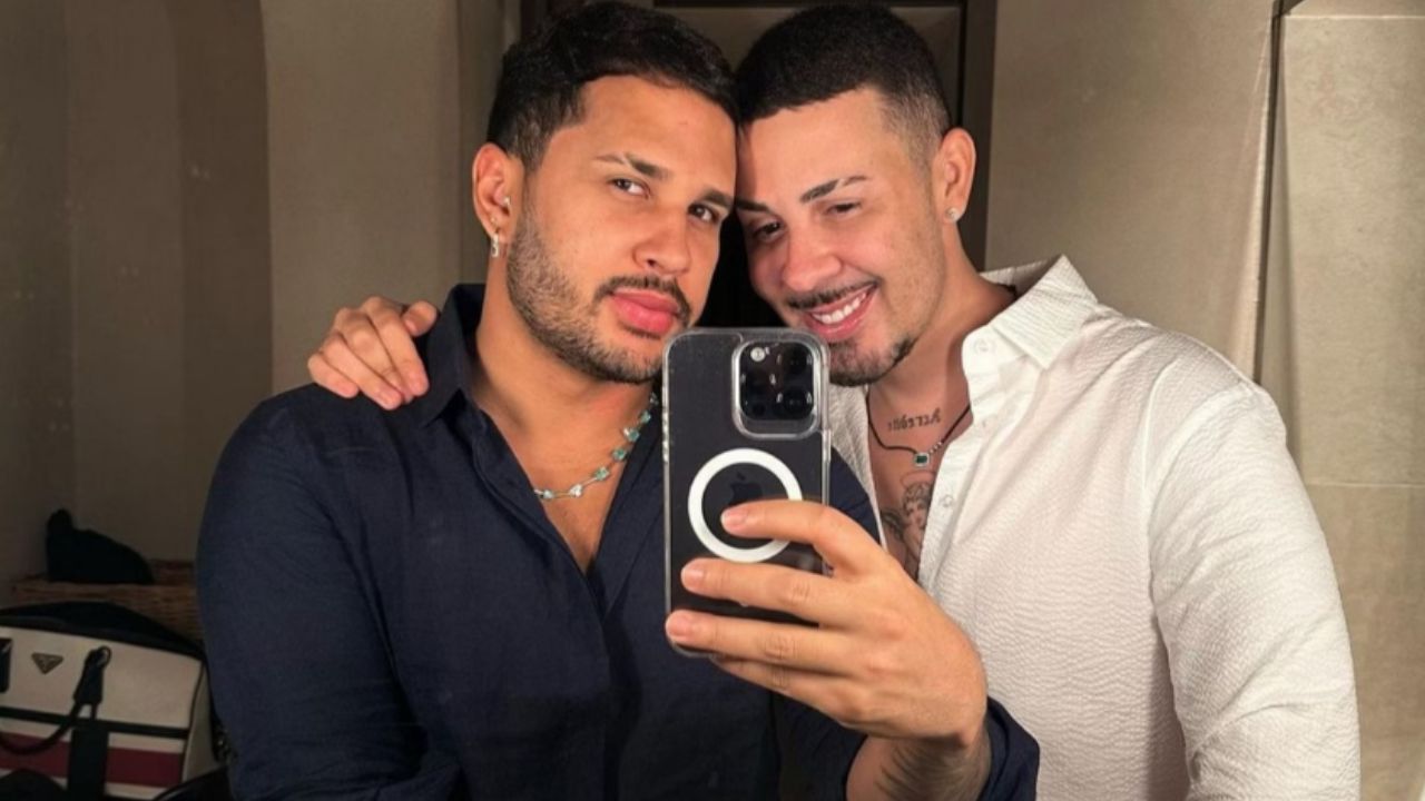 Os influenciadores Carlinhos Maia e Lucas Guimarães anunciaram que estão separados | Reprodução/Instagram/@carlinhos