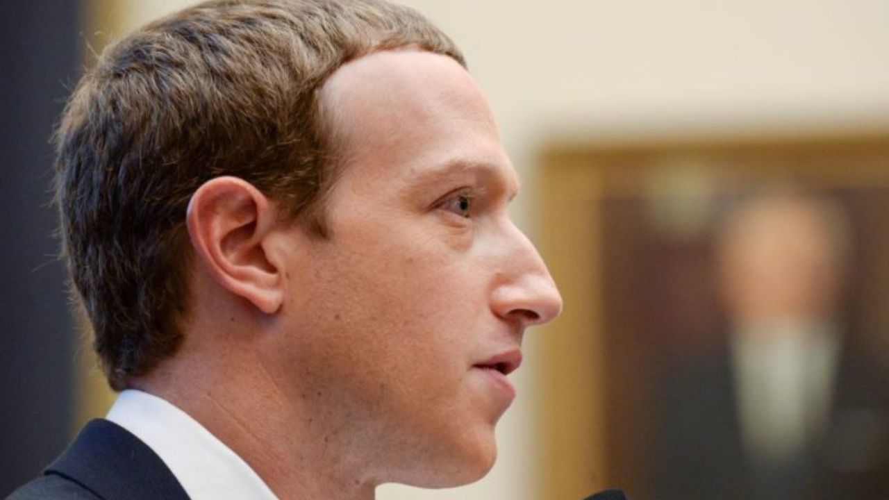 Imagem de Mark Zuckerberg em julgamento |
Reprodução/X/@Radio_Formula