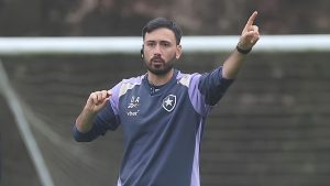 Com ataque limitado, Botafogo busca reforço no ataque