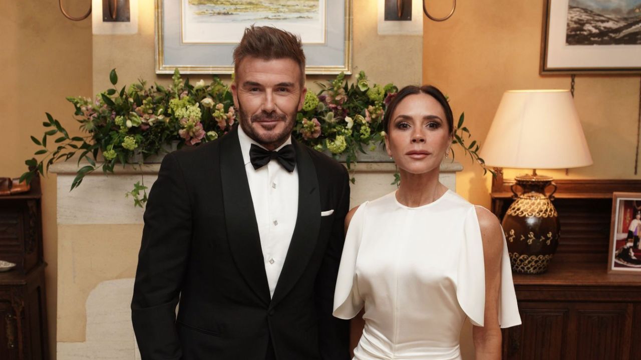 David e Victoria em um evento | (Reprodução/Ben Birchall/ Getty Images Embed)