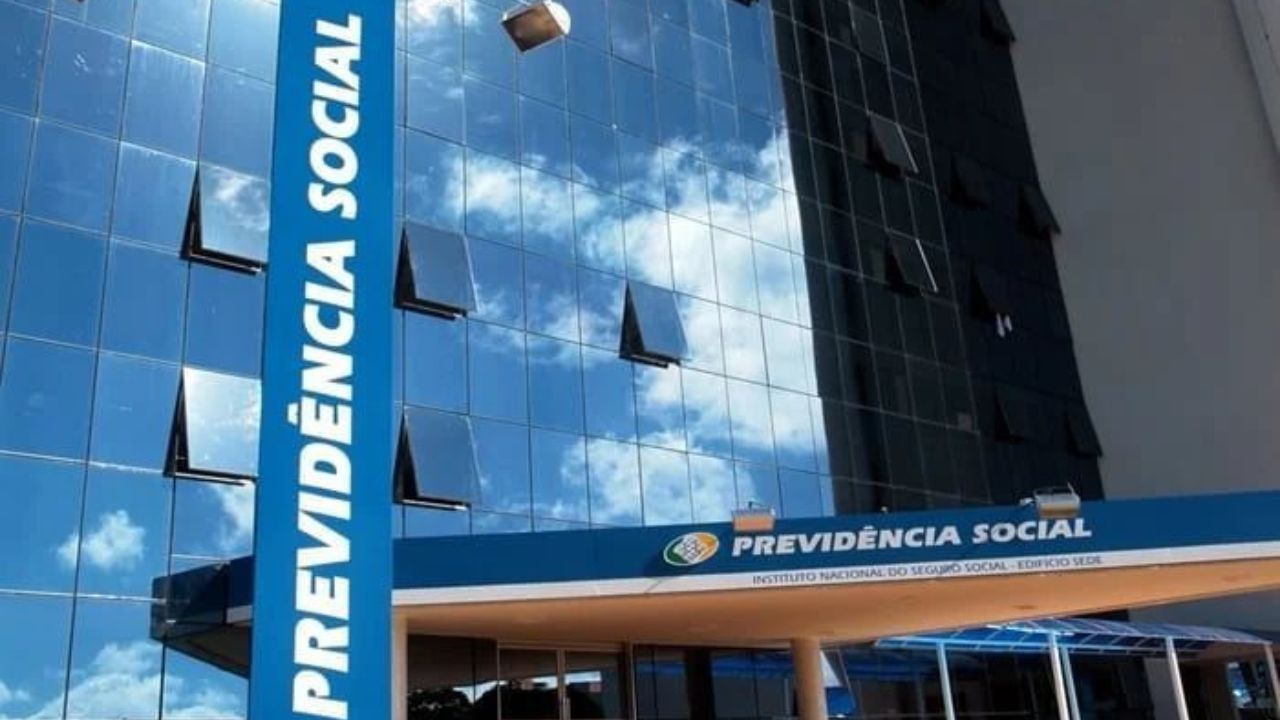 Prédio Previdência social | Reprodução/Pinterest/ coalizerh