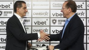 Textor rompe com Renato Paiva e expõe divergência de ideias no comando do Botafogo