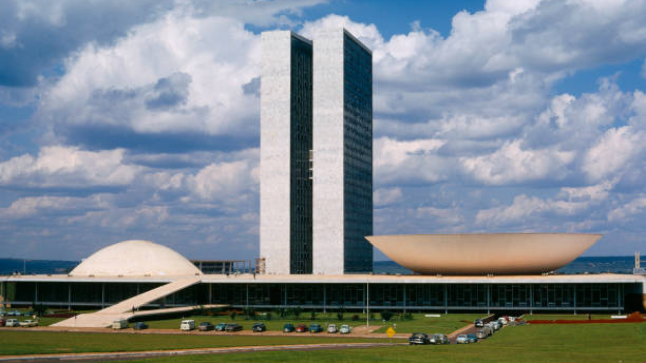 Palácio do Congresso Nacional em Brasília | Reprodução/ Harvey Meston/Getty Images Embed