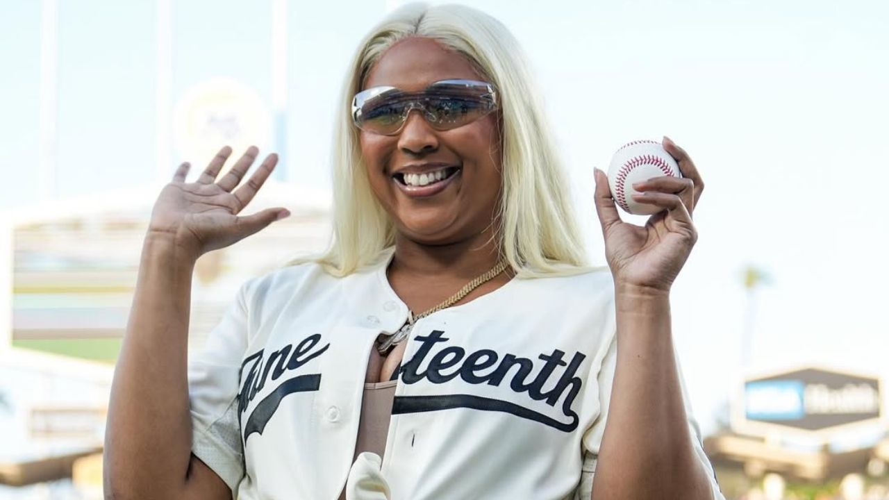 Lizzo |  Reprodução/Instagram/@Lizzobeeating