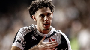 Vasco busca soluções para setor ofensivo na próxima janela