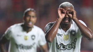 Cuiabano decide e Botafogo derrota lanterna Sport na Ilha do Retiro