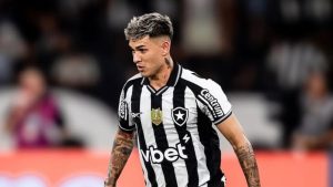 Mateo Ponte valoriza crescimento do Botafogo e mira vitória sobre o Corinthians