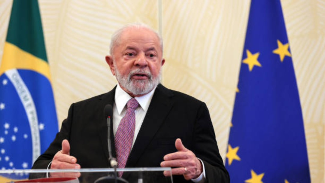 Lula cobra respeito às leis brasileiras e diz que Brasil busca negociar em caso de tarifaço de Trump