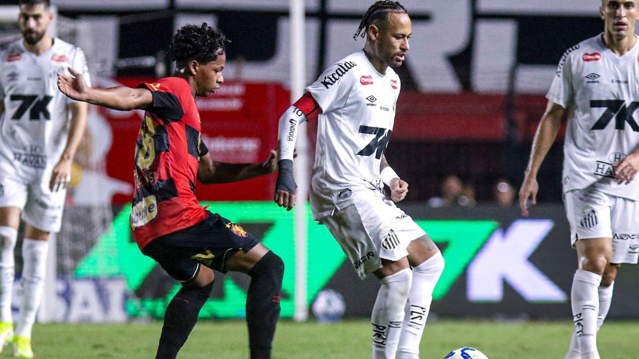 Jogadores de Sport e Santos durante a partida |Reprodução/ Luan Tavares/Sports Press Photo/Getty Images