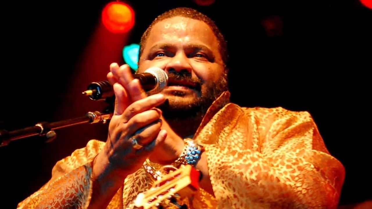 Arlindo Cruz durante show I Reprodução/Instagram/@arlindocruzobem