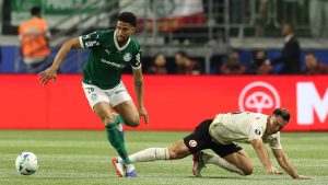 Palmeiras segura empate com Universitario e confirma vaga nas quartas da Libertadores