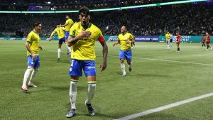 Palmeiras vence o Sport, mantém invencibilidade e pressiona o Flamengo no Brasileirão