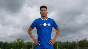 Estêvão entra para a história como o quarto brasileiro indicado ao Troféu Kopa