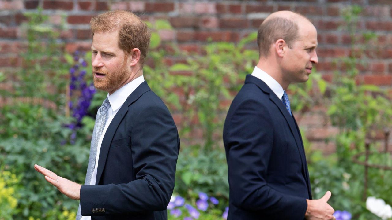Príncipe Harry e Principe William | Reprodução/Dominic Lipinski/Getty Images Embed |