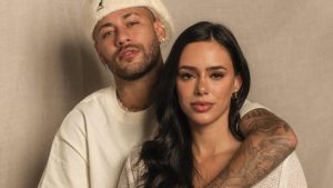 Neymar e Bruna Biancardi fazem celebração íntima para o primeiro mês de Mel