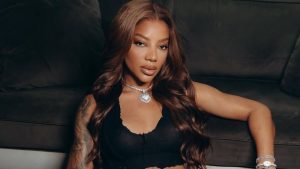 Ludmilla rebate críticas sobre inglês após show no Festival MUTHA em Nova York