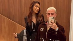 Anitta choca os fãs com o novo visual para a festa de Bruna Marquezine