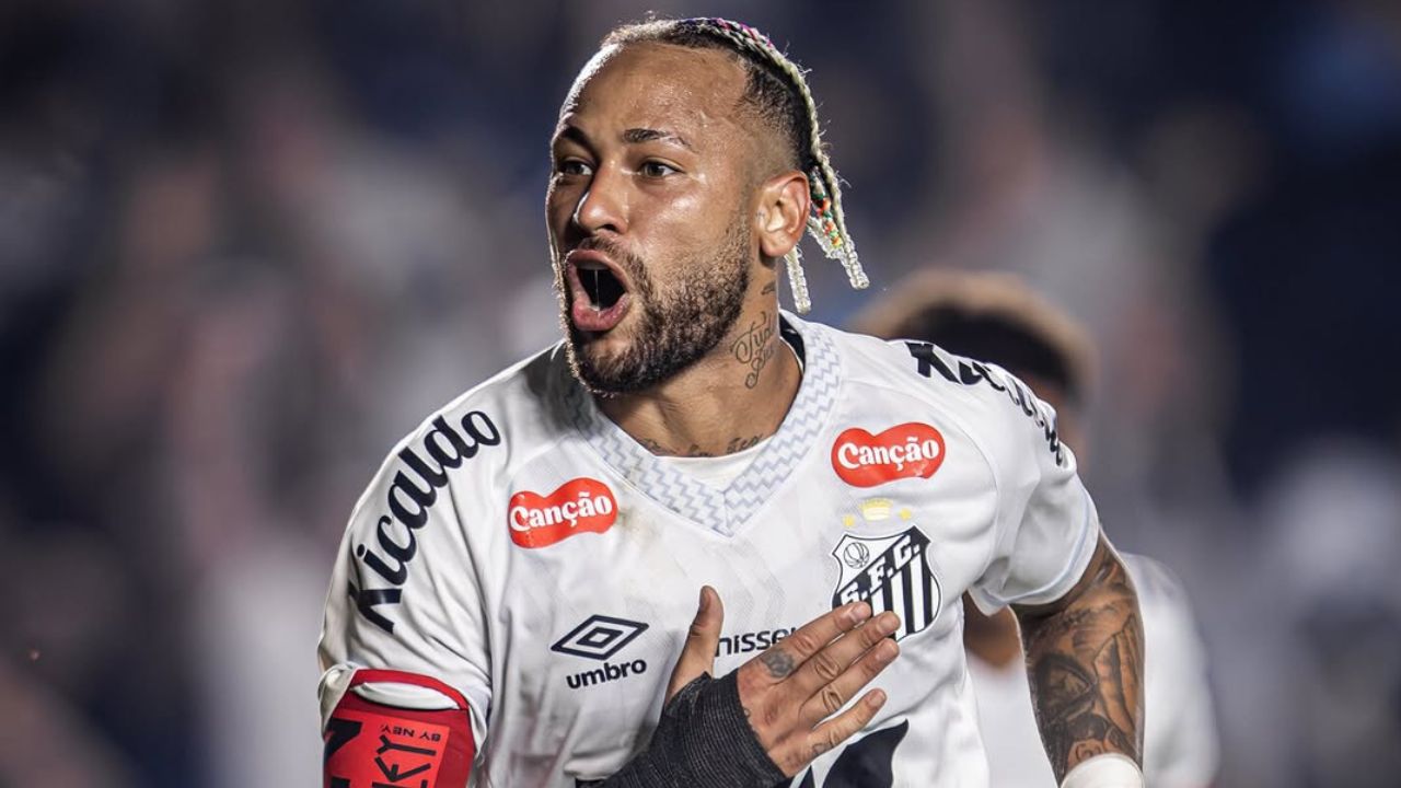 Neymar Jr em jogo do Santos | Reprodução/Instagram/@santosfc
