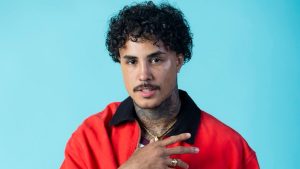 Mc Livinho atualiza estado de saúde após se acidentar