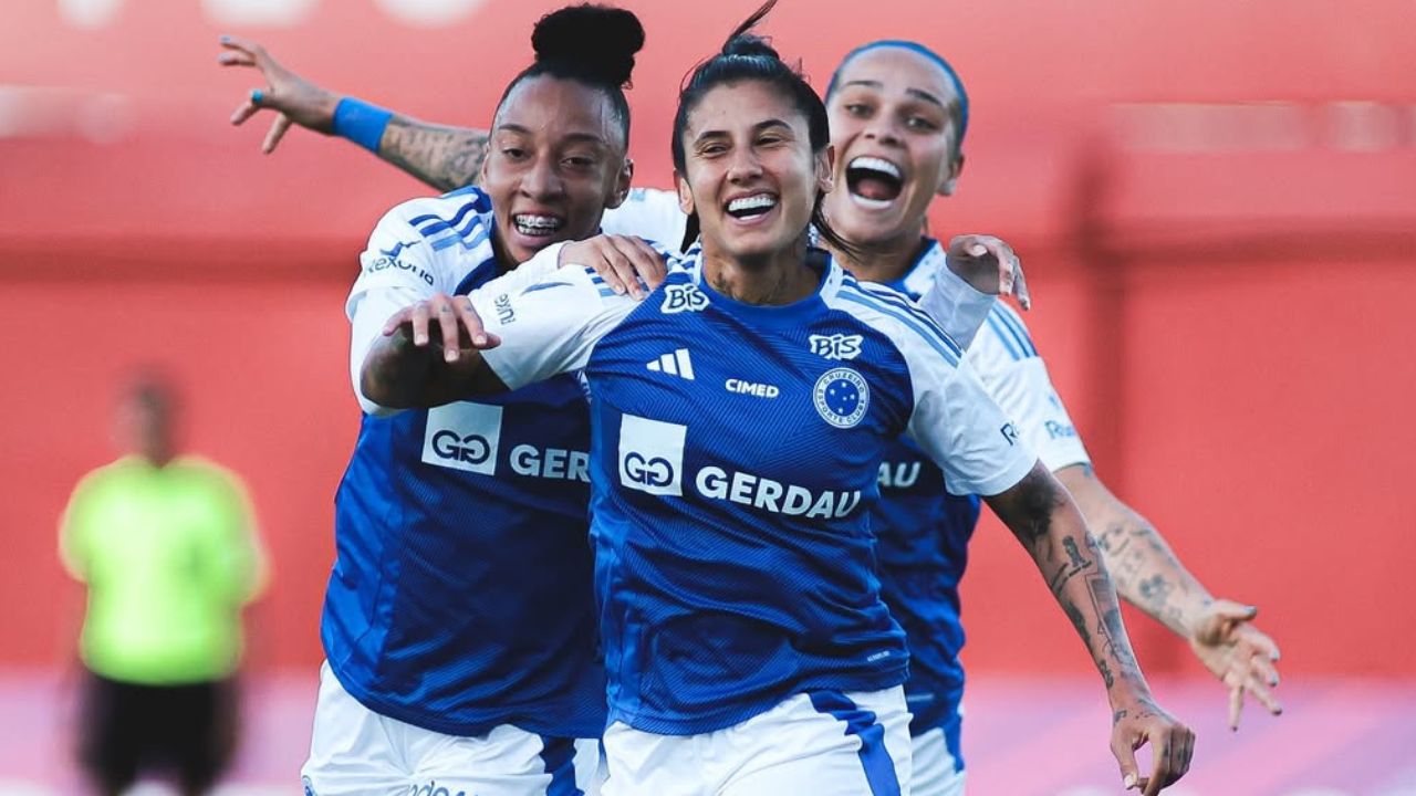 Equipe do Cruzeiro no Brasileirão Feminino I Reprodução/Instagram/@cruzeiro