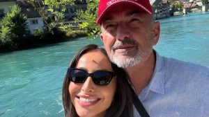 Sabrina Sato compartilha estado de saúde do pai e pede orações