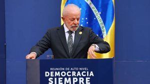 Especialistas alertam para aumento de déficit com medida contra tarifaço