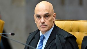 Alexandre de Moraes leva recurso de prisão de Bolsonaro a primeira turma do STF