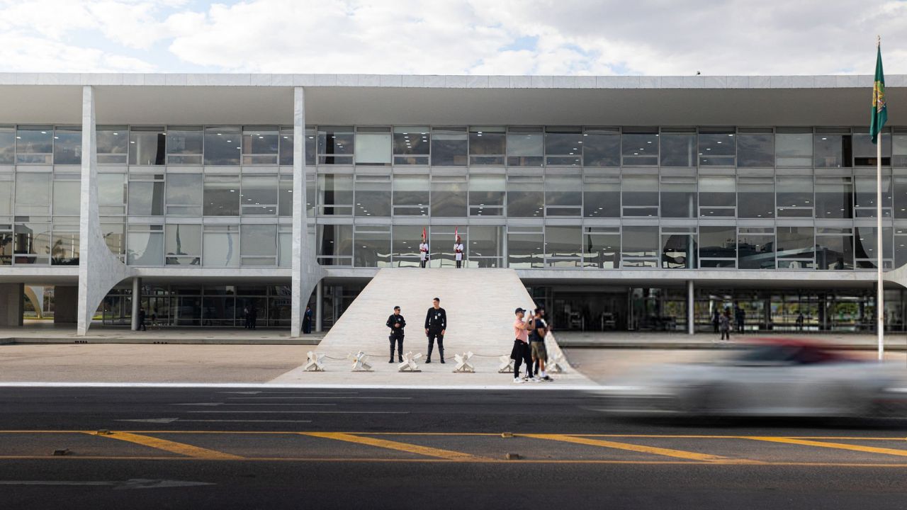 Palácio do Planalto, em Brasília | Reprodução/Arthur Menescal/Bloomberg/Getty Images Embed