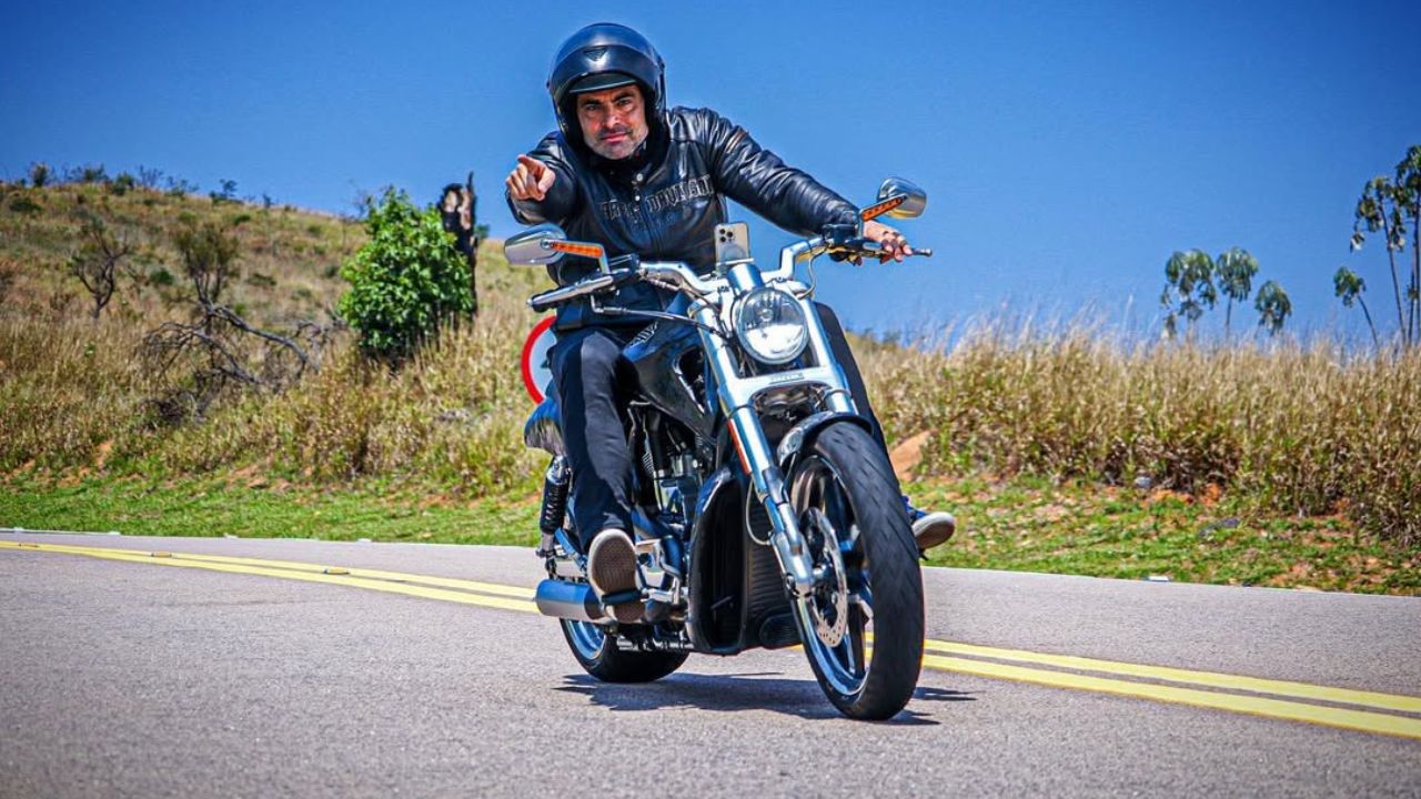 JP Mantovani em sua Harley-Davidson | Reprodução/Instagram/@jpmantovani