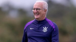 Sem reforços, Dorival Júnior valoriza jovens e se firma como peça-chave no Corinthians