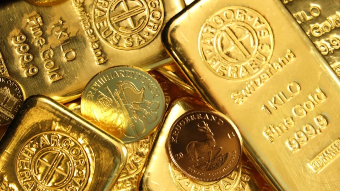 Ouro valoriza diante de expectativas sobre política monetária nos EUA
