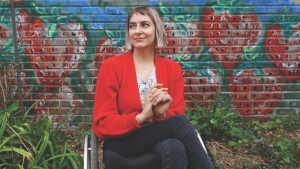 Dia Nacional de Luta da Pessoa com Deficiência: Rebekah Taussig debate temas como capacitismo e acessibilidade